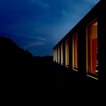 Local - Miradouro Do Castelo 3*