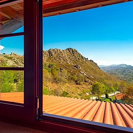 Local - Miradouro Do Castelo 3* كاسترو لابورايرو