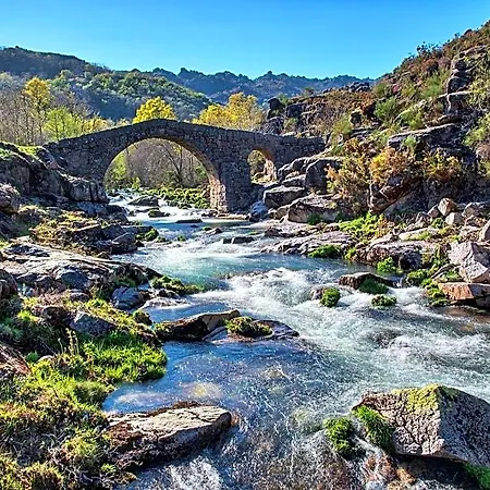 Local - Miradouro Do Castelo فندق مبيت وإفطار
