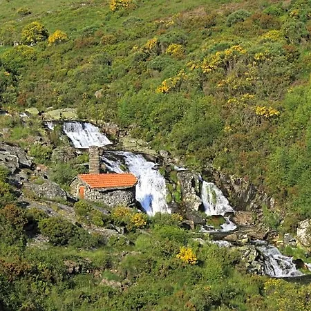 Local - Miradouro Do Castelo فندق مبيت وإفطار 3*