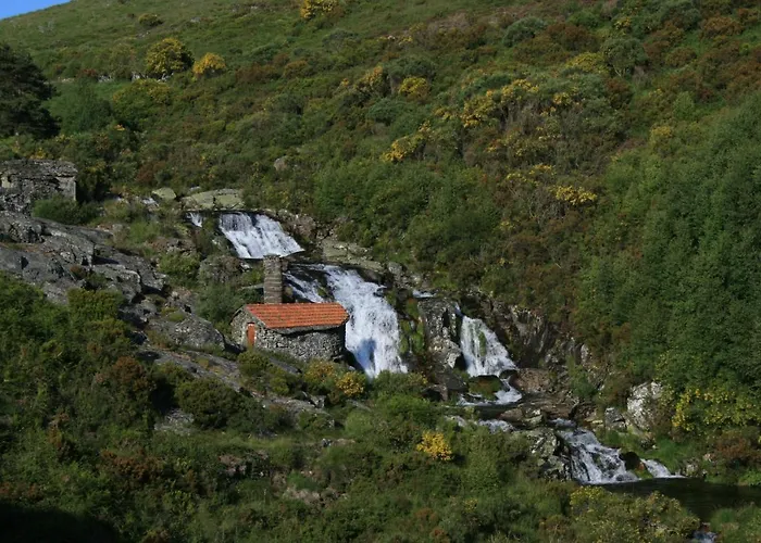 Local - Miradouro Do Castelo Bed and Breakfast 3*